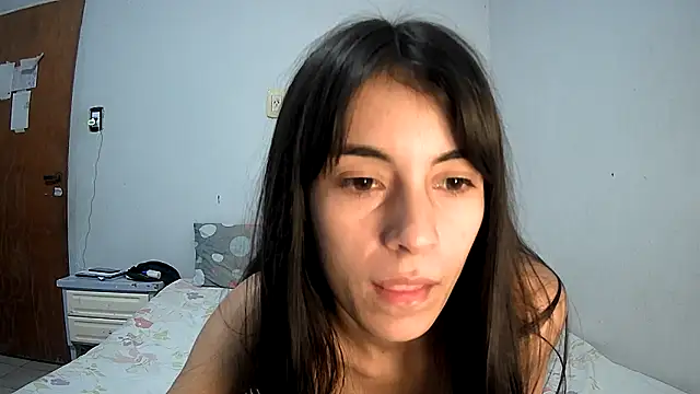 Snapshot of melodybar27 chatting on 02/14/25, 11:09 melodybar27 online show from 02/14/25, 11:09