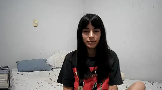 Snapshot of melodybar27 chatting on 01/21/25, 03:59 melodybar27 online show from 01/21/25, 03:59