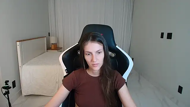 upssnowy online show from 07/07/26, 12:02