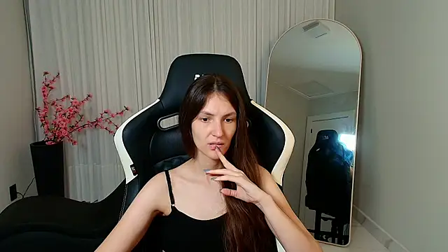 upssnowy online show from 10/28/25, 07:57