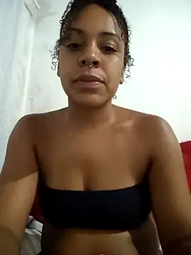 Julia Pretinha online show from 02/19/26, 02:30