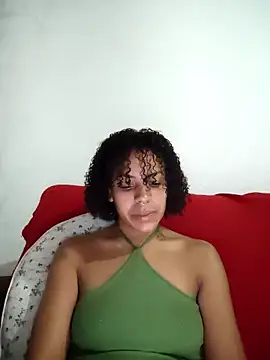 Julia Pretinha online show from 05/02/26, 12:38