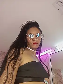 ZoeSmitth online show from 11/28/25, 11:54