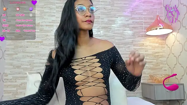 ZoeSmitth online show from 11/26/25, 11:43