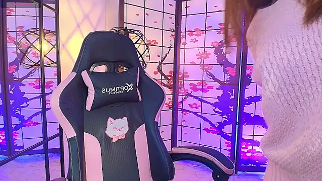 Fluffy Bubble21 online show from 03/05/26, 04:20