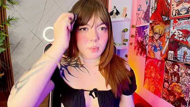 Fluffy Bubble21 online show from 11/06/25, 03:54