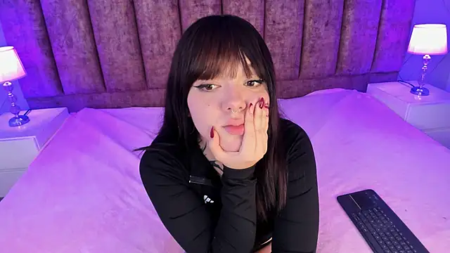 Fluffy Bubble21 online show from 03/20/25, 07:14