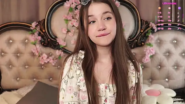 AmiLewis online show from 04/11/26, 01:13