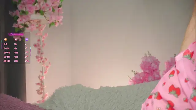 Snapshot of AmiLewis chatting on 11/04/25, 01:09 AmiLewis online show from 11/04/25, 01:09