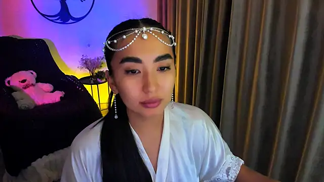 worldofkim online show from 11/23/25, 08:19