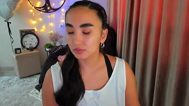 worldofkim online show from 04/18/26, 11:45