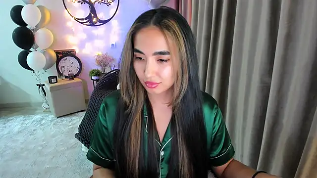 worldofkim online show from 03/28/26, 06:09