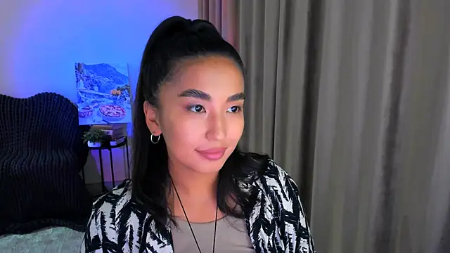 Snapshot of worldofkim chatting on 02/04/25, 09:31 worldofkim online show from 02/04/25, 09:31