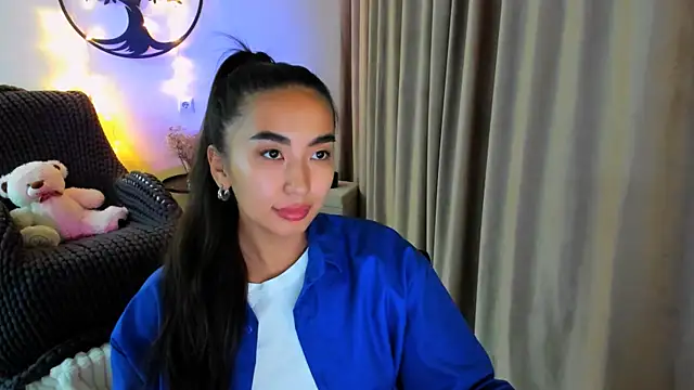 worldofkim online show from 11/27/25, 12:27