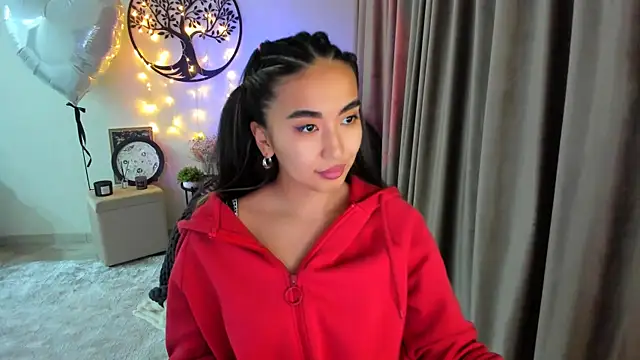 worldofkim online show from 04/15/26, 04:55