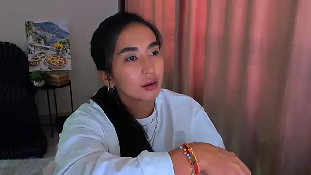 Snapshot of worldofkim chatting on 03/14/25, 07:26 worldofkim online show from 03/14/25, 07:26