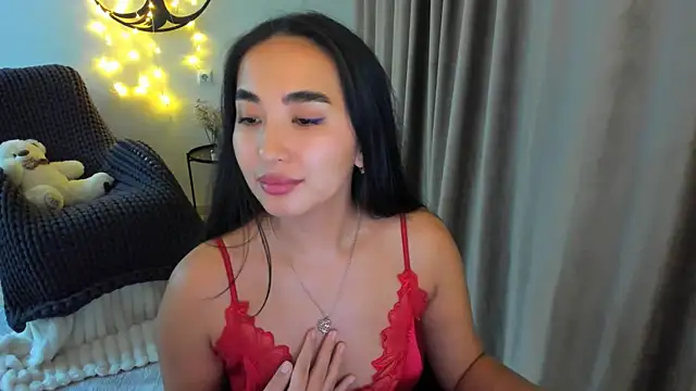 worldofkim online show from 12/22/25, 01:33