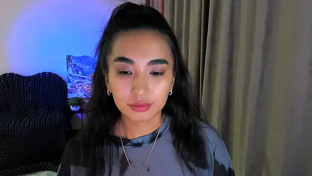 Snapshot of worldofkim chatting on 03/21/25, 07:46 worldofkim online show from 03/21/25, 07:46