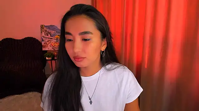 Snapshot of worldofkim chatting on 02/18/25, 05:20 worldofkim online show from 02/18/25, 05:20