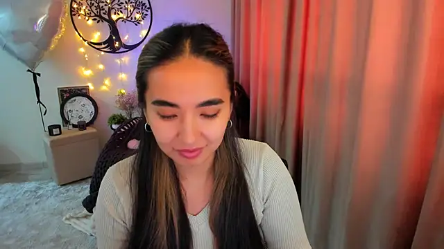 worldofkim online show from 04/10/26, 06:20