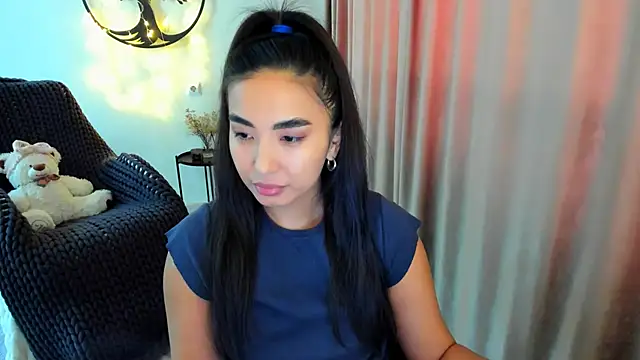 worldofkim online show from 02/11/26, 10:26