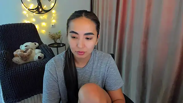 worldofkim online show from 02/26/26, 05:18