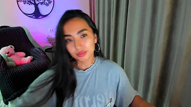 worldofkim online show from 11/10/25, 06:46