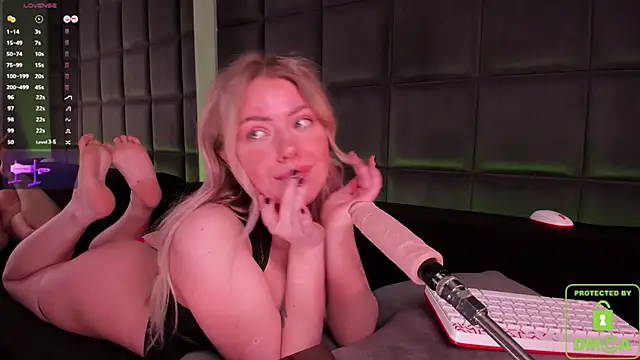 Snapshot of NateHalll chatting on 03/12/25, 07:46 NateHalll online show from 03/12/25, 07:46