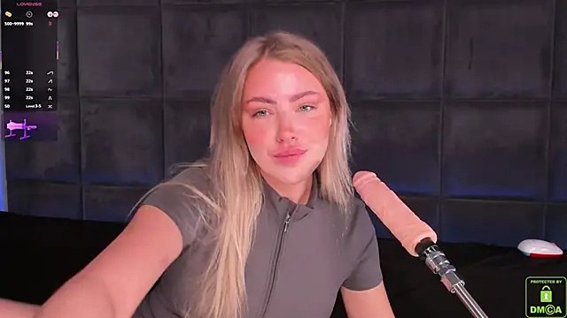 Snapshot of NateHalll chatting on 11/28/25, 10:48 NateHalll online show from 11/28/25, 10:48