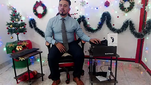 KalethBigDick online show from 11/25/25, 08:03