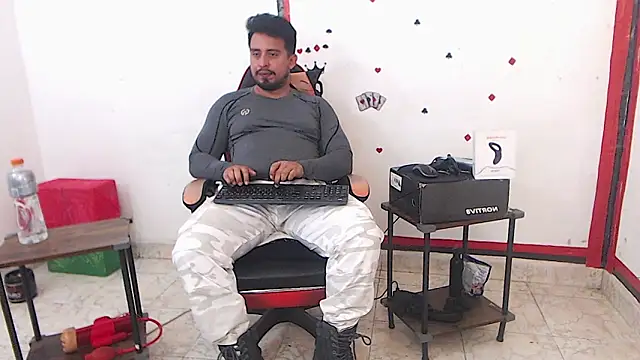 Snapshot of KalethBigDick chatting on 02/06/26, 03:30 KalethBigDick online show from 02/06/26, 03:30