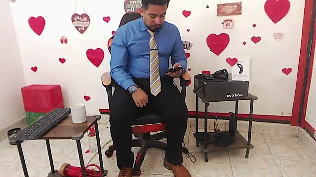 Snapshot of KalethBigDick chatting on 02/18/26, 06:22 KalethBigDick online show from 02/18/26, 06:22