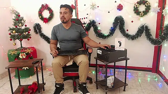 KalethBigDick online show from 12/01/25, 05:14