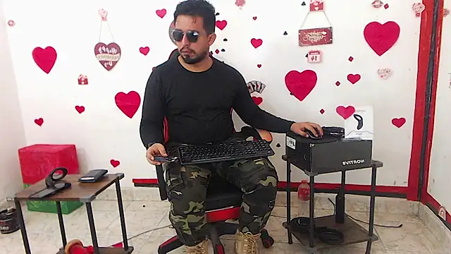 Snapshot of KalethBigDick chatting on 02/26/26, 10:15 KalethBigDick online show from 02/26/26, 10:15