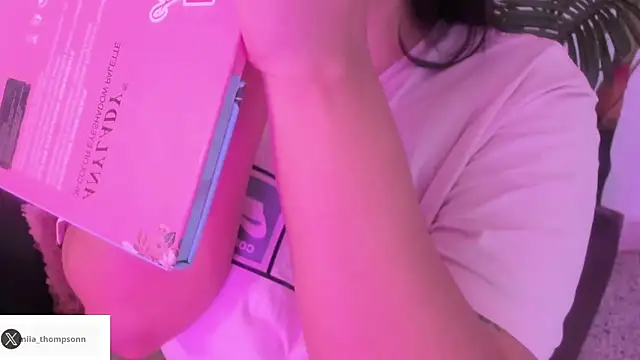 Miia Thompsonn online show from 02/27/25, 03:08