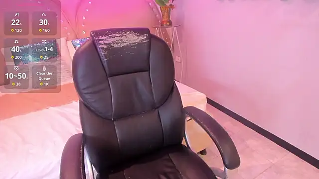 Miia Thompsonn online show from 03/27/26, 10:00