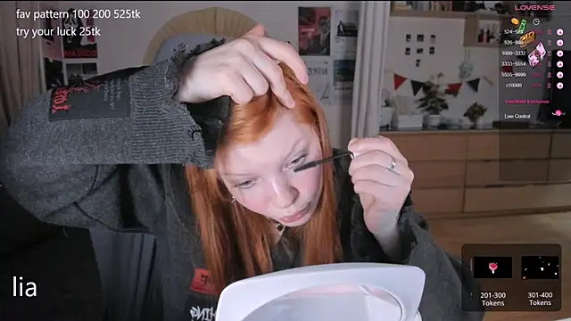 lil lia online show from 10/03/25, 04:08