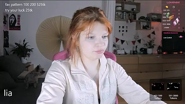 lil lia online show from 11/24/25, 12:10