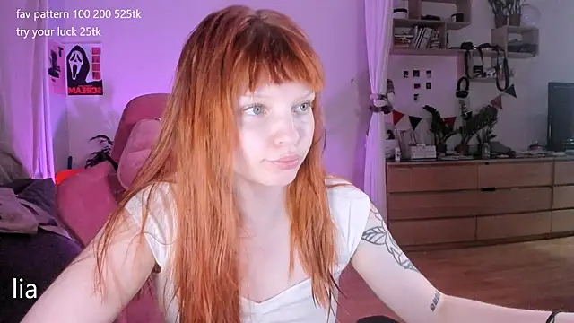 Snapshot of lil_lia chatting on 06/14/26, 11:06 lil lia online show from 06/14/26, 11:06