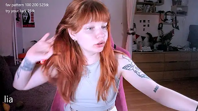 Snapshot of lil_lia chatting on 06/19/26, 10:36 lil lia online show from 06/19/26, 10:36