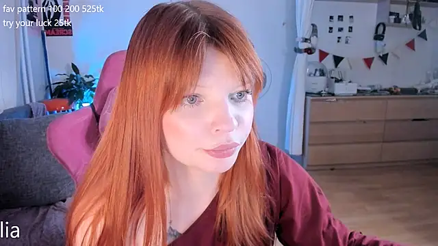 lil lia online show from 05/19/26, 01:56