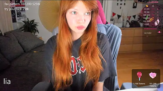 lil lia online show from 09/10/25, 02:10