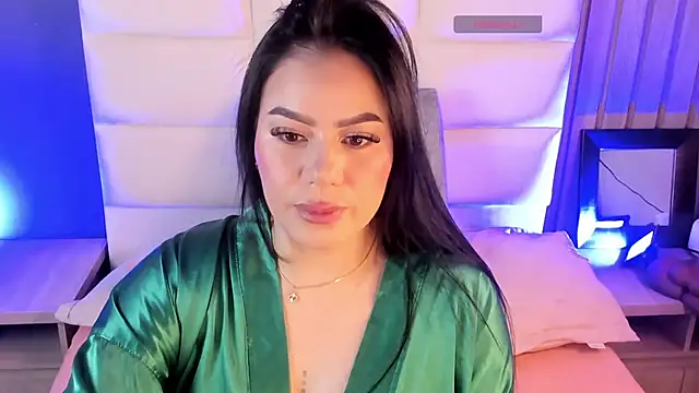 Miah gomez  online show from 05/09/26, 12:30