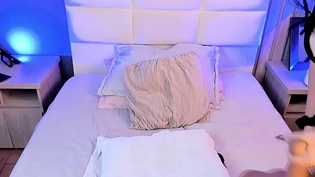 Miah gomez  online show from 03/20/26, 06:09