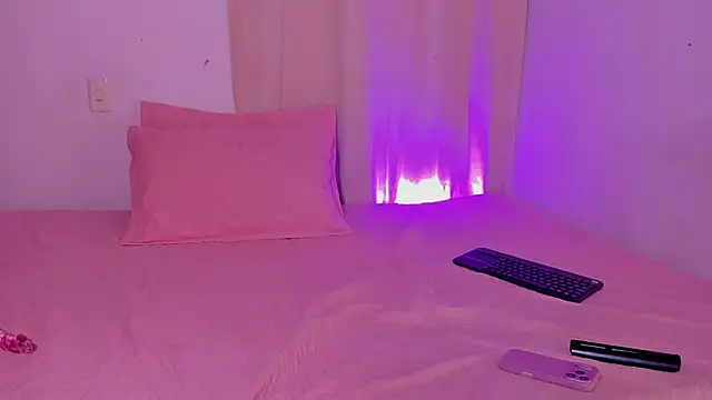 AmyStevenss online show from 04/16/26, 06:14