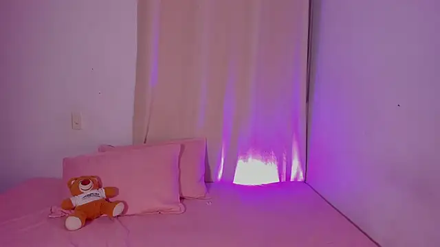 AmyStevenss online show from 03/28/26, 04:46