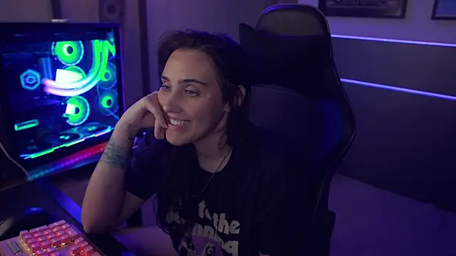 HaubDark online show from 04/22/26, 04:08