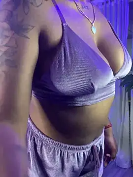 haiiley more online show from 02/08/25, 02:47