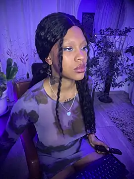 haiiley more online show from 03/13/26, 12:04