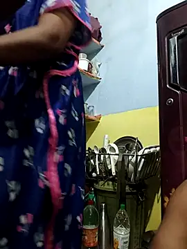 priyadarshiPRIYASEXCPL223 online show from 07/08/26, 01:19